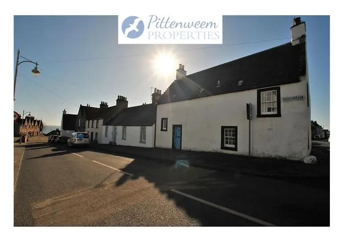 One Shoregate- Cosy Crail Retreat